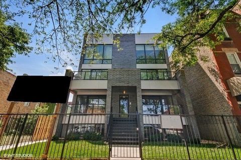 Photo of 520 N Oakley Avenue #1S, Chicago, IL 60622 (MLS # 12523452)