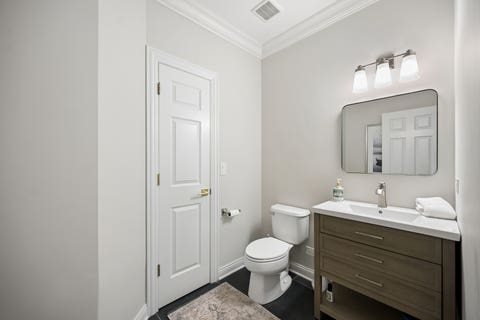 Tiny photo for 1842 Admiral Court, Glenview, IL 60026 (MLS # 12707137)