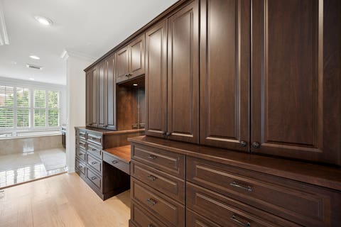 Tiny photo for 1842 Admiral Court, Glenview, IL 60026 (MLS # 12707137)