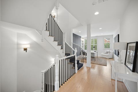 Tiny photo for 1842 Admiral Court, Glenview, IL 60026 (MLS # 12707137)