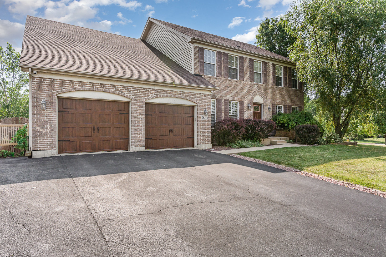 26345 W Silver Stream Drive