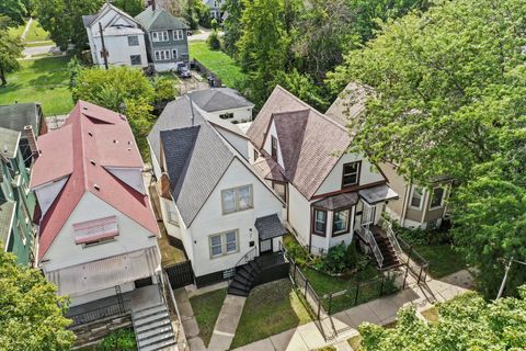 Tiny photo for 27 E 117th Place, Chicago, IL 60628 (MLS # 12505261)