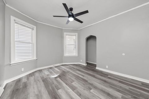 Tiny photo for 27 E 117th Place, Chicago, IL 60628 (MLS # 12505261)