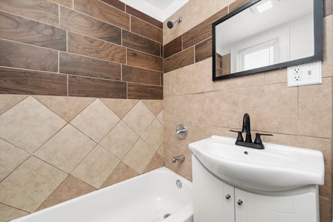Tiny photo for 27 E 117th Place, Chicago, IL 60628 (MLS # 12505261)