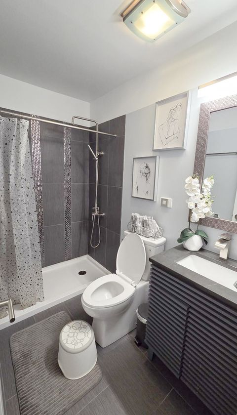 Tiny photo for 1585 W Oakmont Road, Hoffman Estates, IL 60169 (MLS # 12536023)