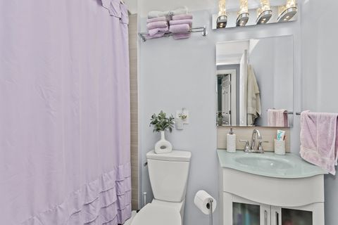 Tiny photo for 1585 W Oakmont Road, Hoffman Estates, IL 60169 (MLS # 12536023)