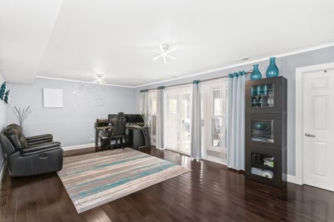 Tiny photo for 1585 W Oakmont Road, Hoffman Estates, IL 60169 (MLS # 12536023)