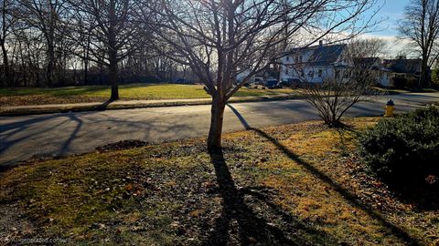 Tiny photo for 595 W Bridge Street, Kankakee, IL 60901 (MLS # 12547275)