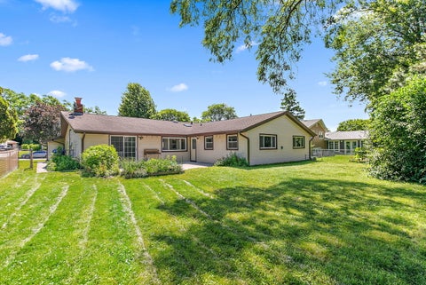 Tiny photo for 616 Clover Lane, Schaumburg, IL 60193 (MLS # 12680870)