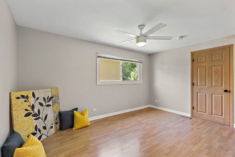 Tiny photo for 616 Clover Lane, Schaumburg, IL 60193 (MLS # 12680870)
