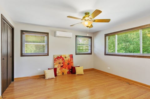 Tiny photo for 616 Clover Lane, Schaumburg, IL 60193 (MLS # 12680870)