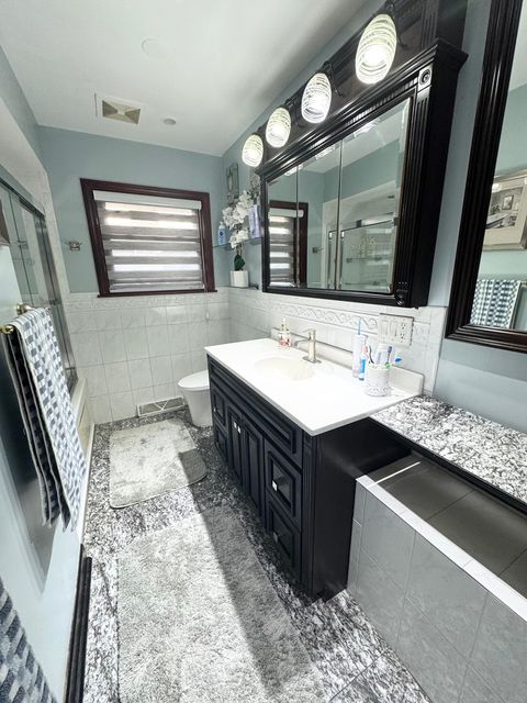Tiny photo for 5501 Mulford Street, Skokie, IL 60077 (MLS # 12491362)