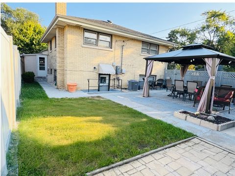 Tiny photo for 5501 Mulford Street, Skokie, IL 60077 (MLS # 12491362)