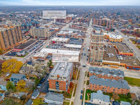 Tiny photo for 110 S Evergreen Avenue #3BS, Arlington Heights, IL 60005 (MLS # 12521438)