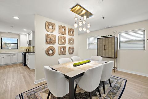 Tiny photo for 110 S Evergreen Avenue #3BS, Arlington Heights, IL 60005 (MLS # 12521438)