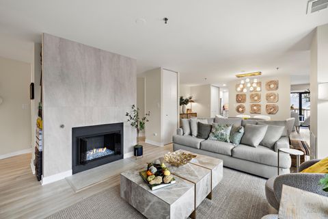 Tiny photo for 110 S Evergreen Avenue #3BS, Arlington Heights, IL 60005 (MLS # 12521438)