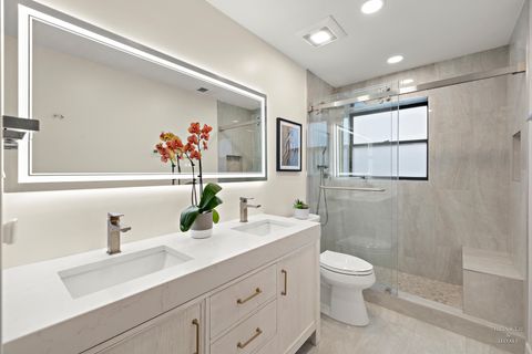 Tiny photo for 110 S Evergreen Avenue #3BS, Arlington Heights, IL 60005 (MLS # 12521438)