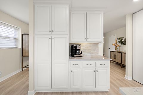 Tiny photo for 110 S Evergreen Avenue #3BS, Arlington Heights, IL 60005 (MLS # 12521438)