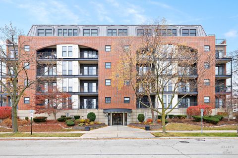 Photo of 110 S Evergreen Avenue #3BS, Arlington Heights, IL 60005 (MLS # 12521438)