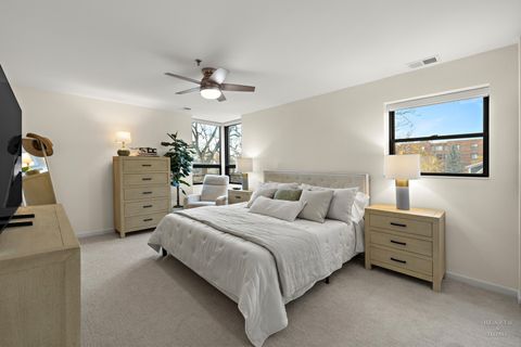 Tiny photo for 110 S Evergreen Avenue #3BS, Arlington Heights, IL 60005 (MLS # 12521438)