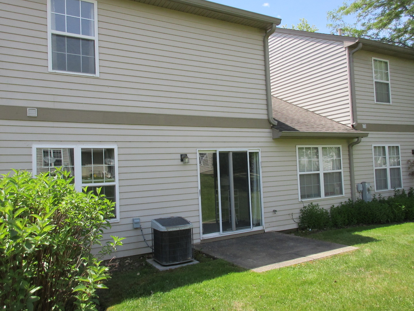 1225 N Village Drive