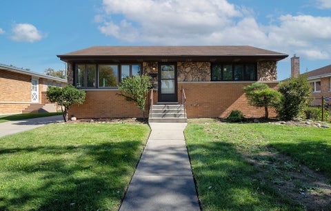 Tiny photo for Niles, IL 60714 (MLS # 12775674)