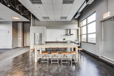 Tiny photo for 900 N KINGSBURY Street #716, Chicago, IL 60610 (MLS # 12454868)