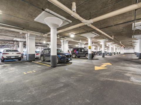 Tiny photo for 900 N KINGSBURY Street #716, Chicago, IL 60610 (MLS # 12454868)