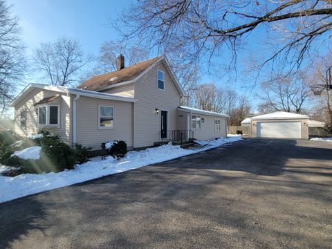 Photo of 1421 Loretta Avenue, Joliet, IL 60436 (MLS # 12534767)