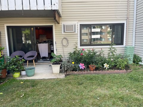 Tiny photo for 2500 BAYSIDE Drive #3, Palatine, IL 60074 (MLS # 12607042)