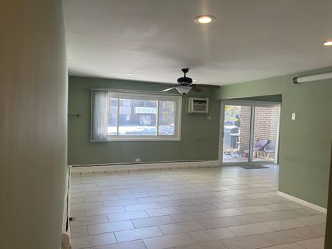 Tiny photo for 2500 BAYSIDE Drive #3, Palatine, IL 60074 (MLS # 12607042)