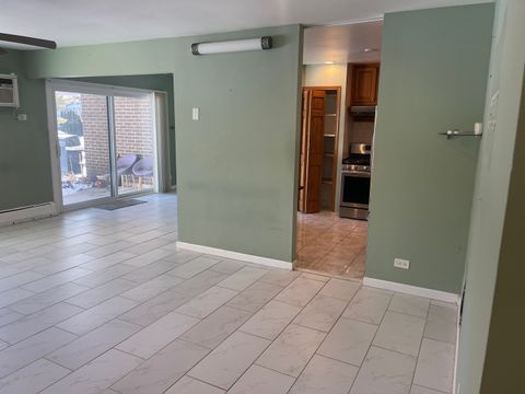 Tiny photo for 2500 BAYSIDE Drive #3, Palatine, IL 60074 (MLS # 12607042)