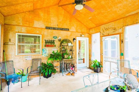 Tiny photo for 4331 Radio Tower Road, Salem, IL 62881 (MLS # EB459291)