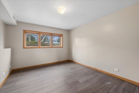 Tiny photo for 220 N Shannon Drive, Woodstock, IL 60098 (MLS # 12601694)