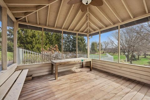 Tiny photo for 220 N Shannon Drive, Woodstock, IL 60098 (MLS # 12601694)