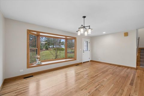 Tiny photo for 220 N Shannon Drive, Woodstock, IL 60098 (MLS # 12601694)