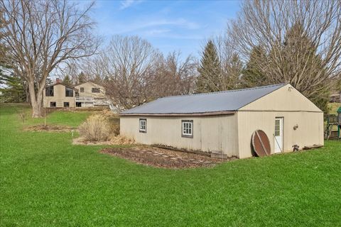 Tiny photo for 220 N Shannon Drive, Woodstock, IL 60098 (MLS # 12601694)