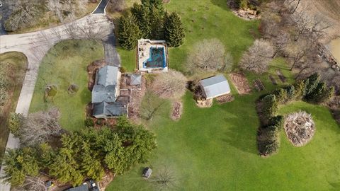 Tiny photo for 220 N Shannon Drive, Woodstock, IL 60098 (MLS # 12601694)