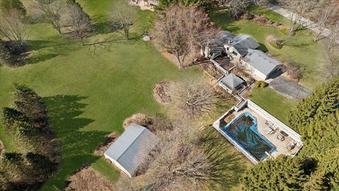 Tiny photo for 220 N Shannon Drive, Woodstock, IL 60098 (MLS # 12601694)