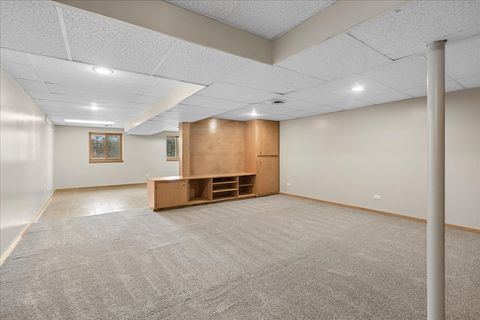 Tiny photo for 220 N Shannon Drive, Woodstock, IL 60098 (MLS # 12601694)