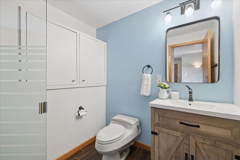 Tiny photo for 220 N Shannon Drive, Woodstock, IL 60098 (MLS # 12601694)