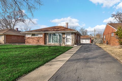 Tiny photo for 686 E 155th Street, South Holland, IL 60473 (MLS # 12582284)