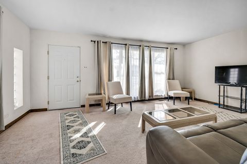 Tiny photo for 686 E 155th Street, South Holland, IL 60473 (MLS # 12582284)