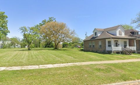 Tiny photo for 1613 Hanover Street, Chicago Heights, IL 60411 (MLS # 12503361)