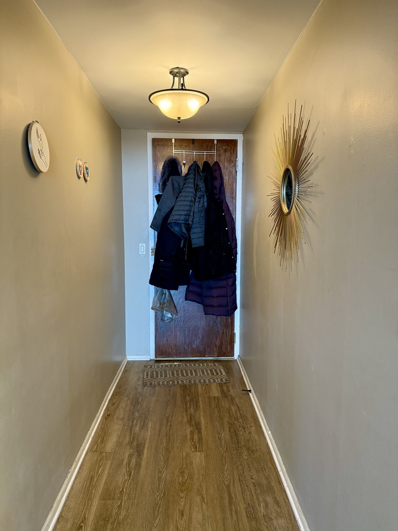 6033 N Sheridan Road 35K