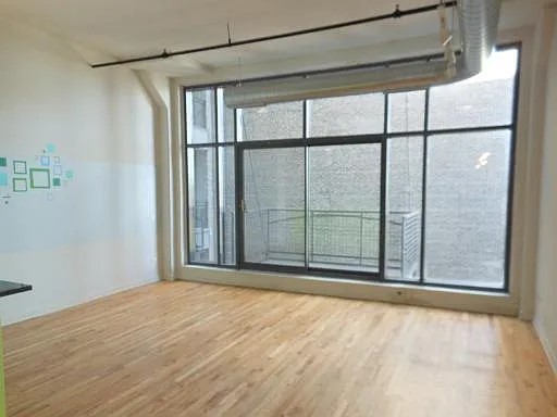 1224 W Van Buren Street 511