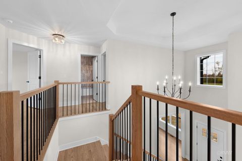 Tiny photo for 25W275 Doris Avenue, Carol Stream, IL 60188 (MLS # 12608407)