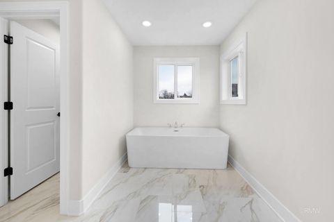 Tiny photo for 25W275 Doris Avenue, Carol Stream, IL 60188 (MLS # 12608407)