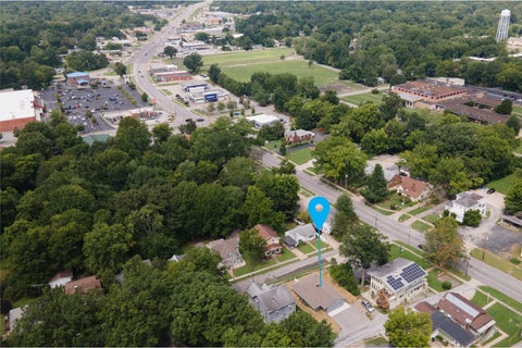 Tiny photo for 103 S Forest Avenue, Carbondale, IL 62901 (MLS # 12785168)