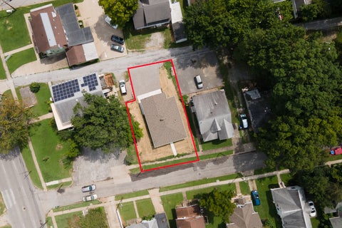 Tiny photo for 103 S Forest Avenue, Carbondale, IL 62901 (MLS # 12785168)